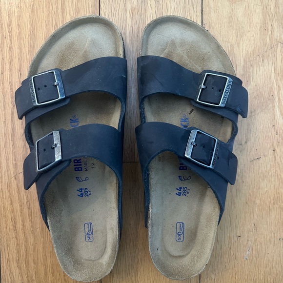 Birkenstock Arizona, size EU 44 (W12-12.5/ M 11-11.5). Oiled black suede, NWOT - Picture 2 of 3